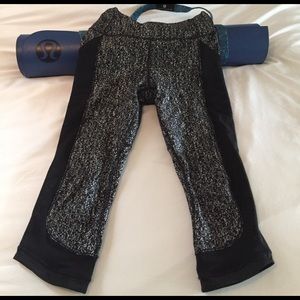 Lululemon textured training crop 🍋 NWOT