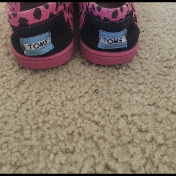 Cute girls tom shoes - Picture 3 of 3