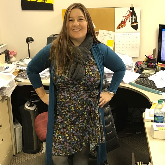 Meet your Posher, Sharon - Picture 3 of 5