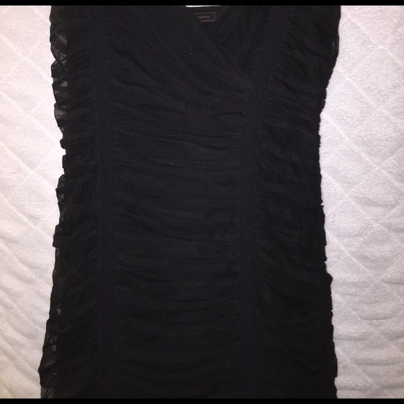 BCBG little black dress with cap sleeve - Picture 3 of 4