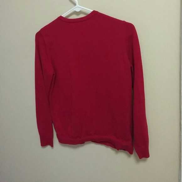 Red sweater - Picture 3 of 3