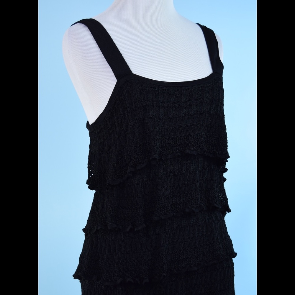 WHITE HOUSE BLACK MARKET tier top MEDIUM