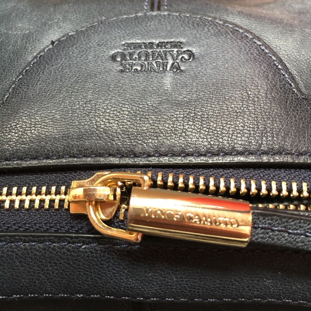 🎉PRICE DROPPED🎉Authentic Vince Camuto Satchel Leather Bag - Picture 3 of 8