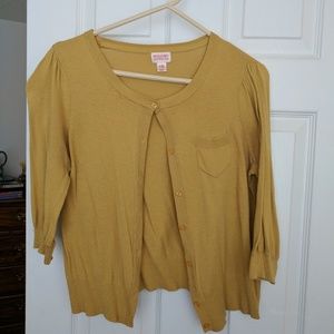 Mustard crop cardigan