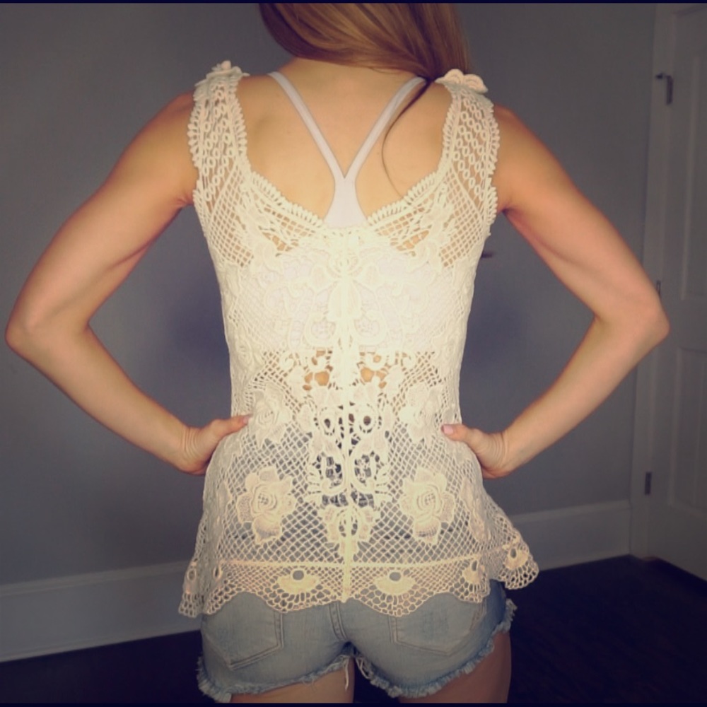 Crocheted top - Picture 2 of 2