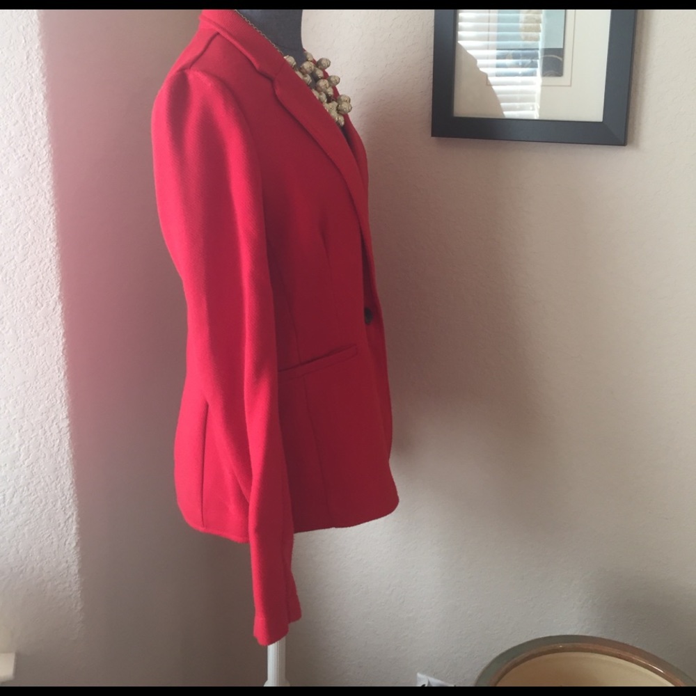Red riding jacket. - Picture 2 of 3