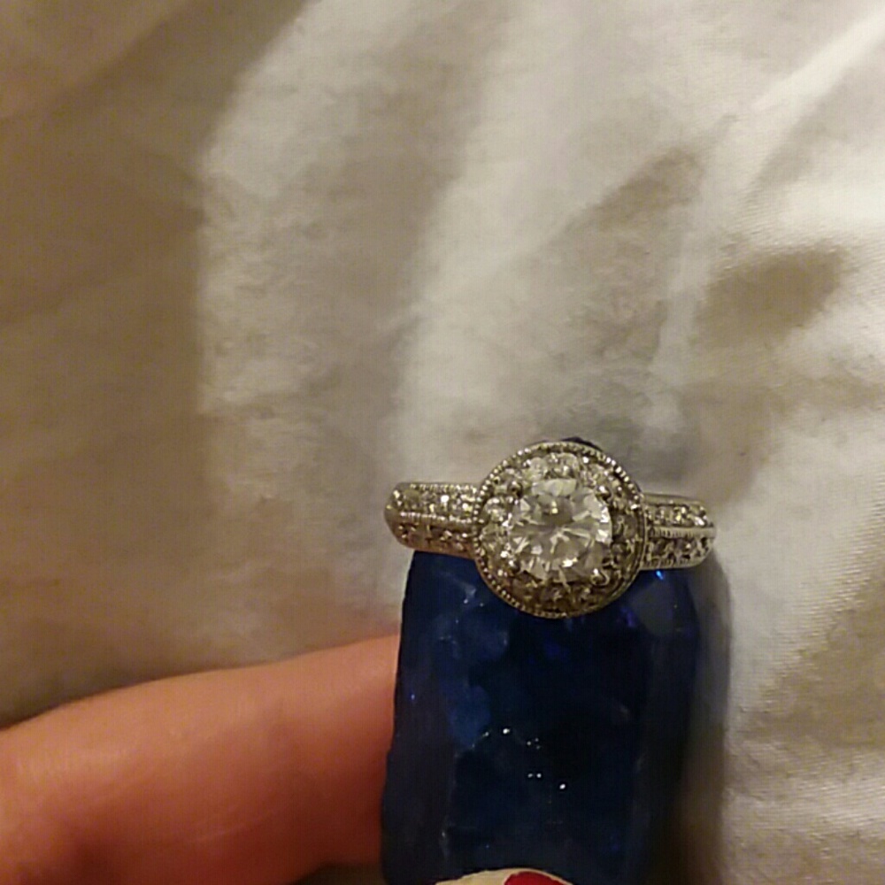 Pre owned CZ engagement ring (never worn)