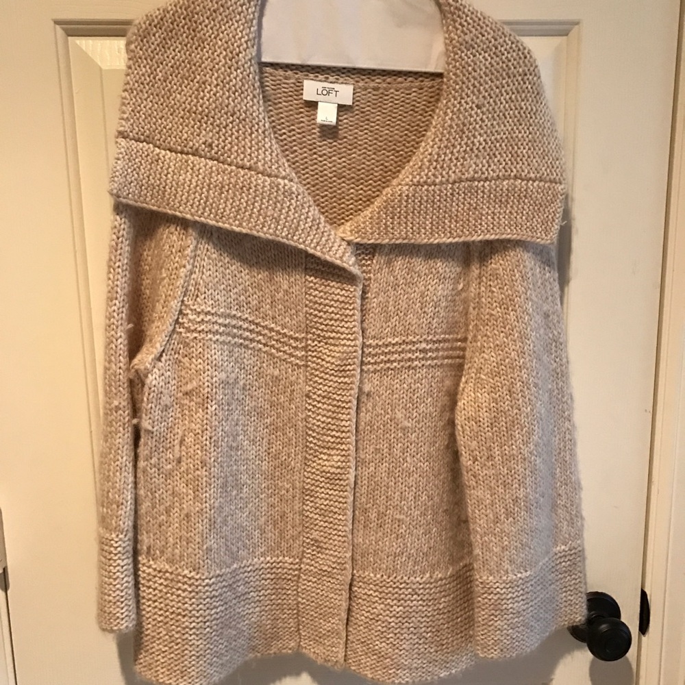 Women's sweater wrap