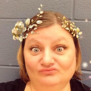 Meet your Posher, Angela