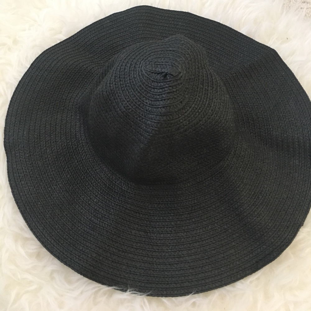 Beach hat