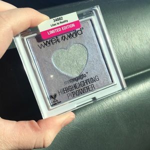 NWT Wet n Wild Highlighter LIMITED EDITION