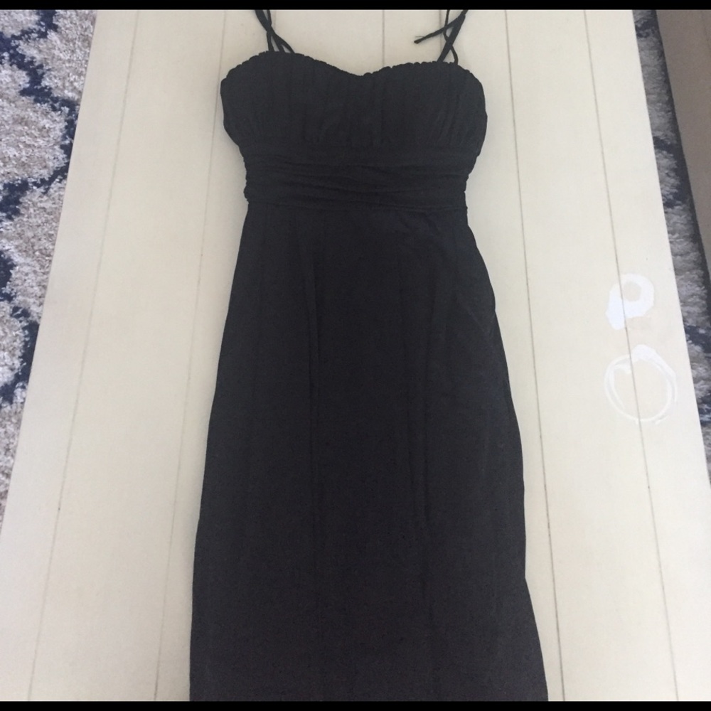 Classic little black dress size xs