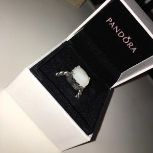 Mother of Pearl Pandora Ring