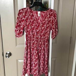 Beautiful dress!  EUC