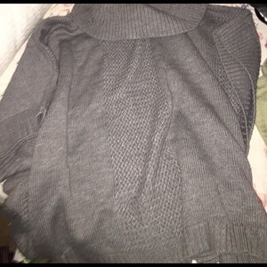 New York & company poncho