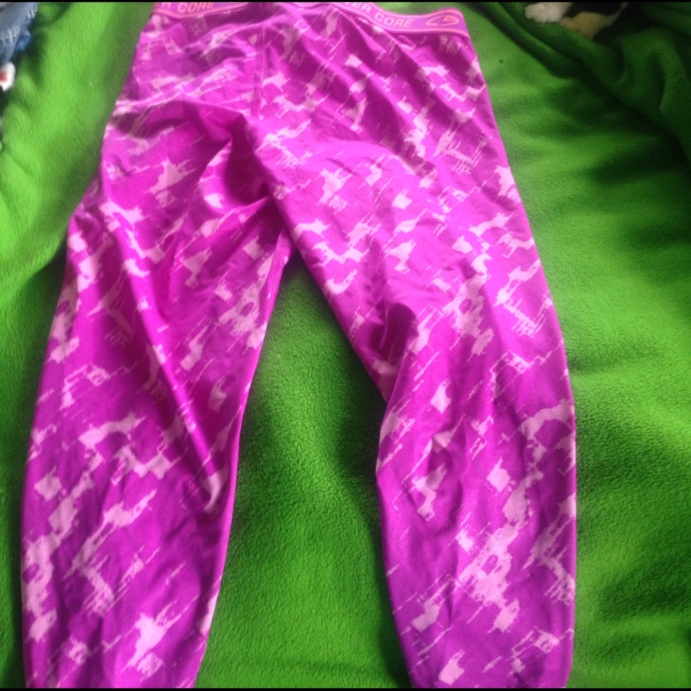 Women's small running capris