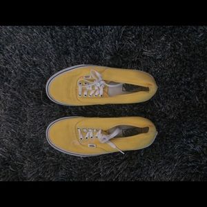 Yellow low top vans