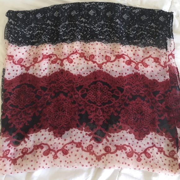 PomPom Beanie/ Infinity Scarf NWOT! - Picture 2 of 4