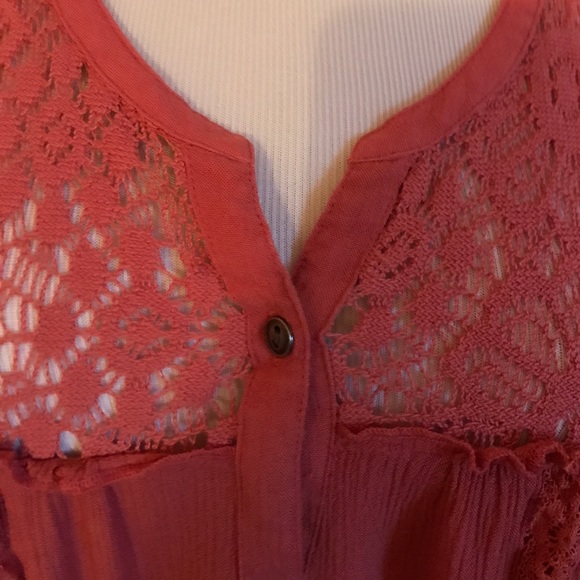 Blouse - Picture 2 of 3