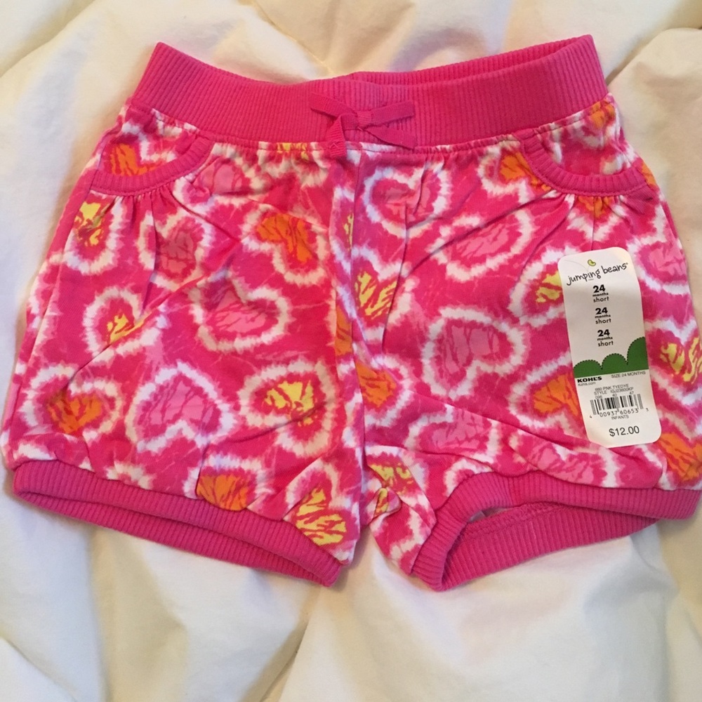 Pink heart designed shorts