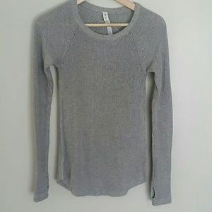 Cabin Yogi Lululemon Rayon/cashmere Sweater size 4