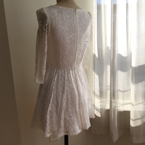 Topshop Dresses - Topshop Lace Skater Dress Size 6 Topshop Dresses - Topshop Lace Skater Dress Size 6