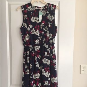 Colorful sleeveless dress