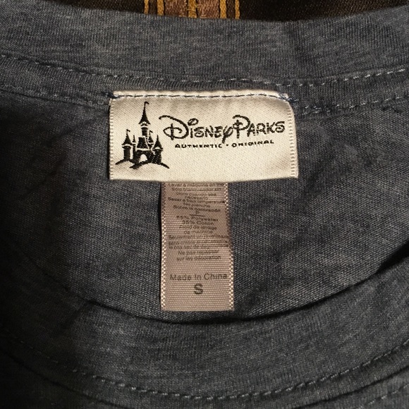 Disney Feathered Fury Unisex Shirt Small - Picture 2 of 3