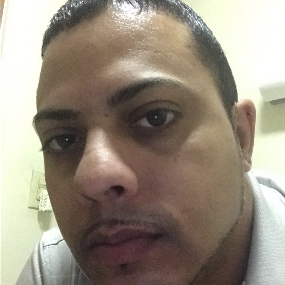 Meet your Posher, Eladio