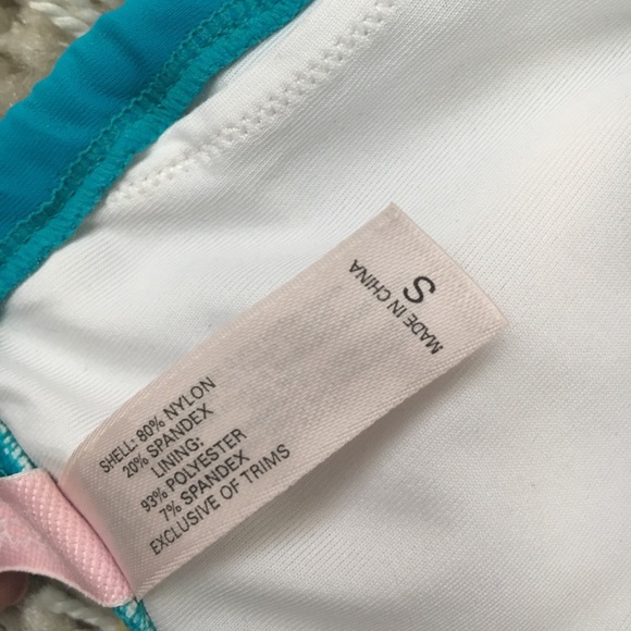 Victoria's Secret Adjustable Triangle Top - Picture 4 of 4