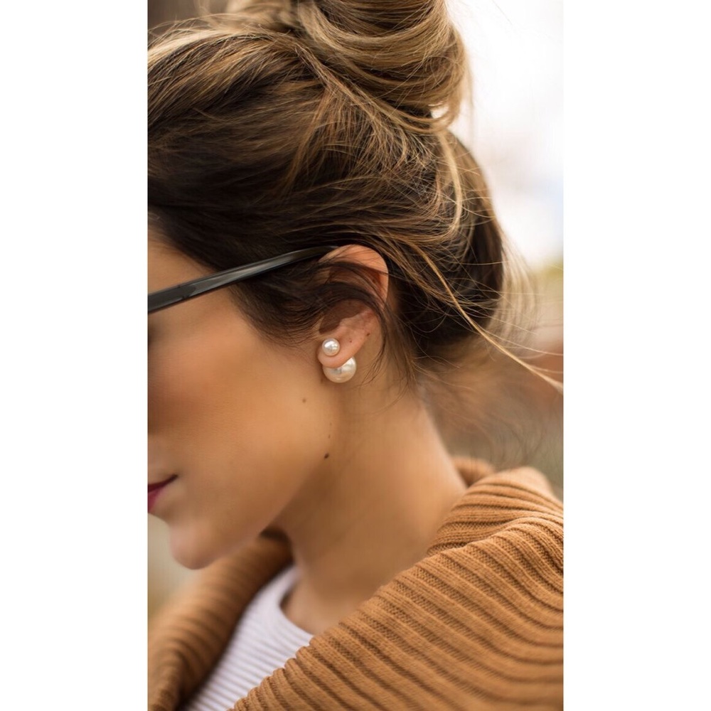 Double sided pearl earrings! - Picture 6 of 8