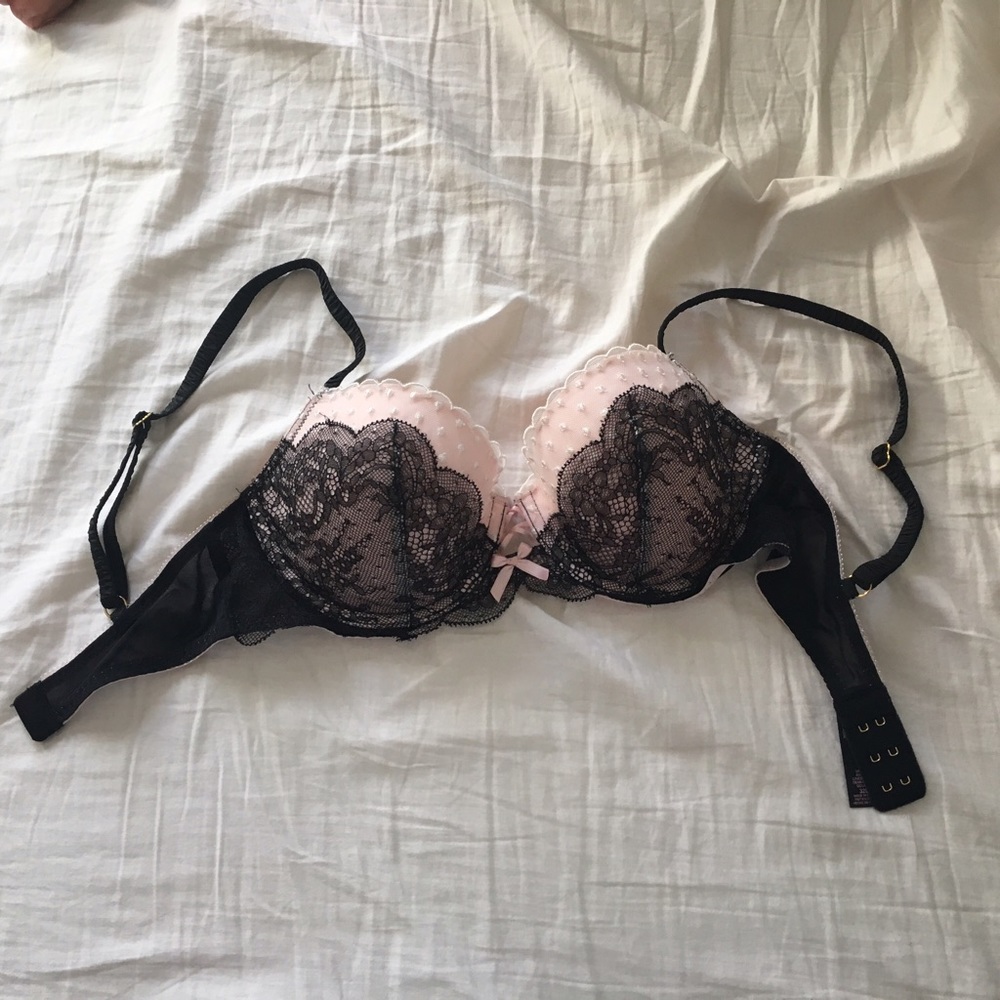 Victoria's Secret sexy bra