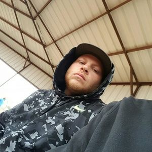 Meet your Posher, Devin