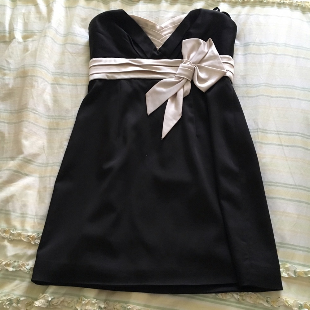BCBGMAXAZRIA cocktail dress
