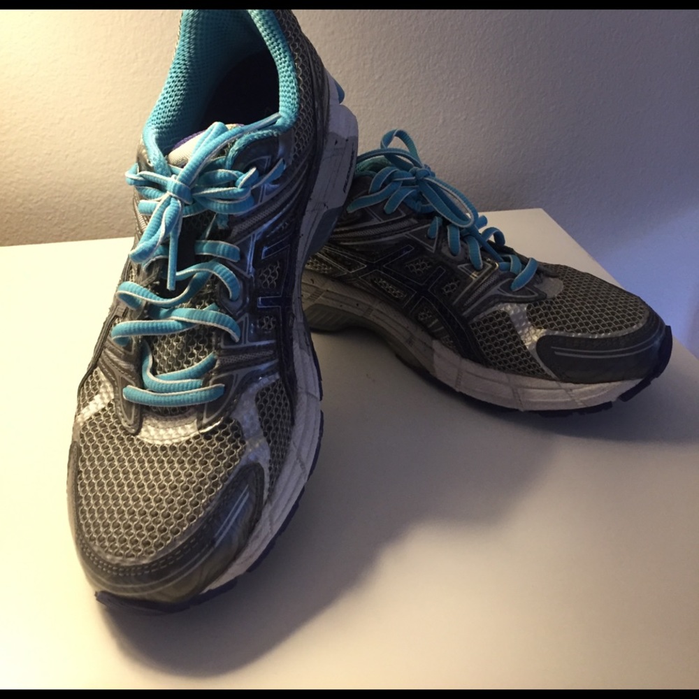 ASICS GT-1000 Running shoes, size 8