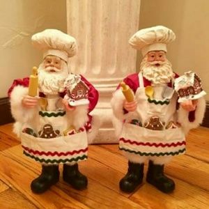 Twin Santa chefs