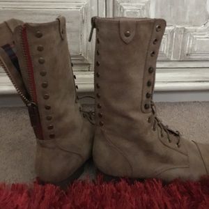 Steve Madden combat boots