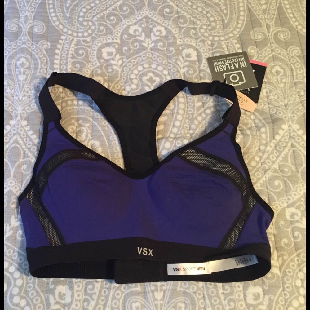 VSX SPORTS BRA. NEVER WORN.