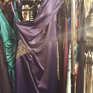 One shoulder purple cocktail dress with rhinestone