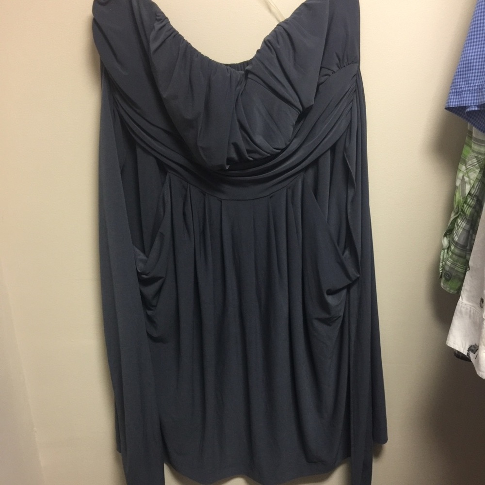 Strapless grey dress with pockets!