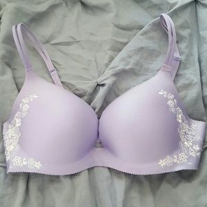Victoria's Secret Angels Secret Embrace Pushup Bra