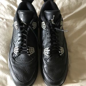 Jordan 4s Oreo worn once. Didn't like them.