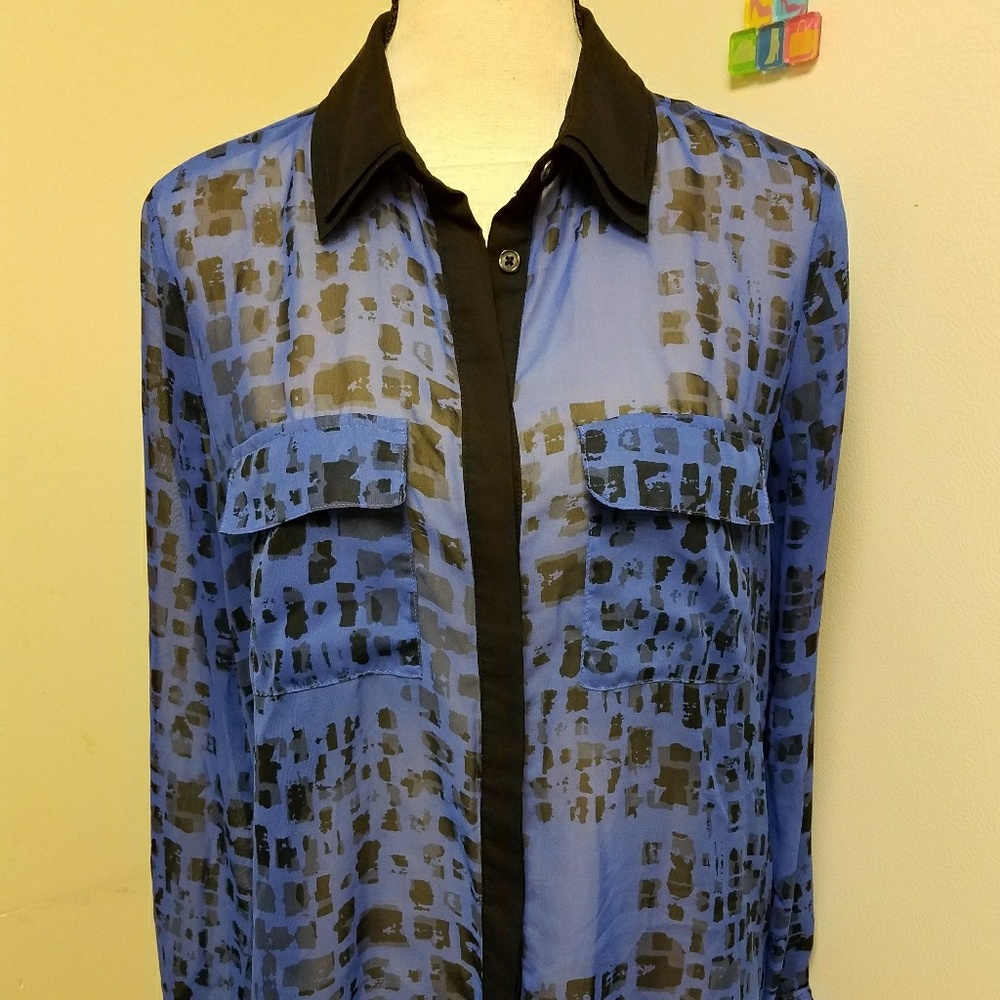 *SOLD* Rock & Republic Ladies Blouse