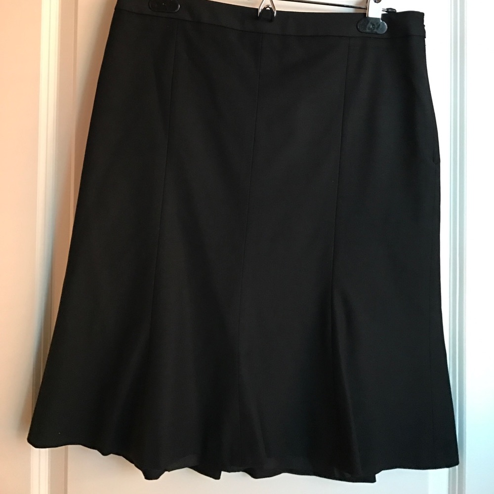 LOFT Tulip Skirt, Size 4, Black