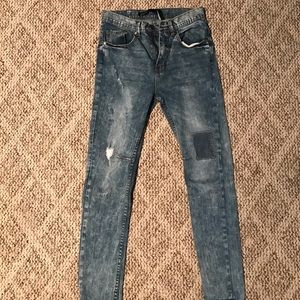 Skinny jeans