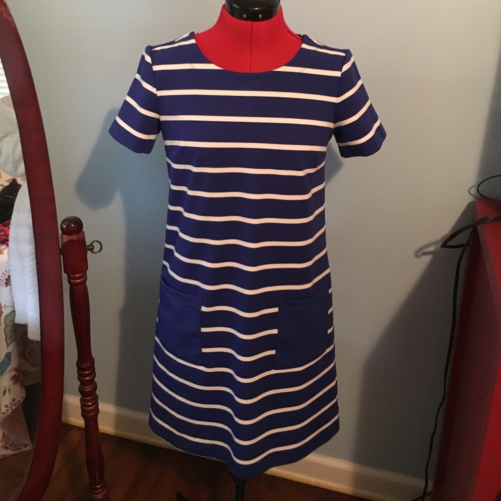 Royal blue & white shift dress!!