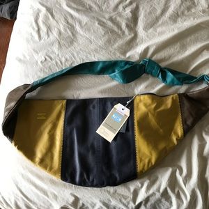 Toms Purse Brand New!! Tags!