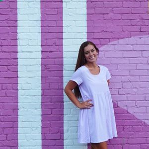 Meet your Posher, Ana