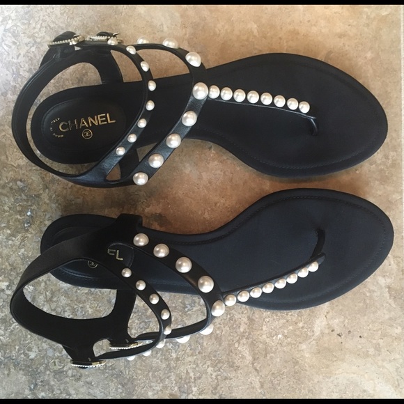 Chanel pearl ankle strap sandals - Picture 6 of 8