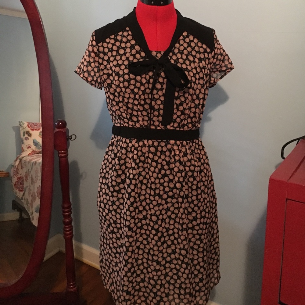 Peach print dress with neck tie!! 🍑🍑